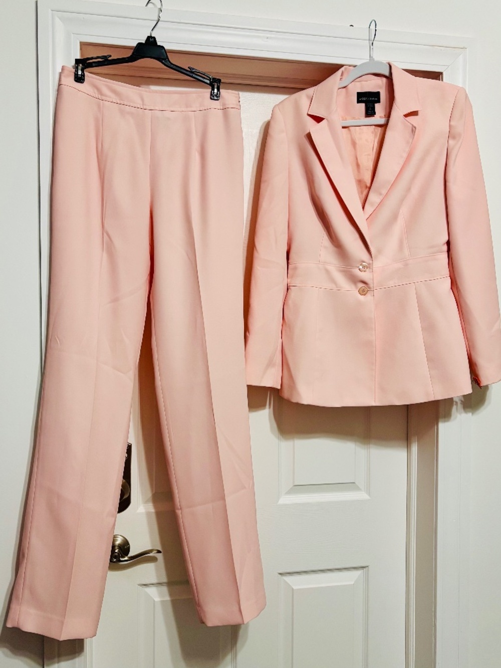Moda International Blush Pink Pantsuit Size 8 Tall Blazer with matching Trousers